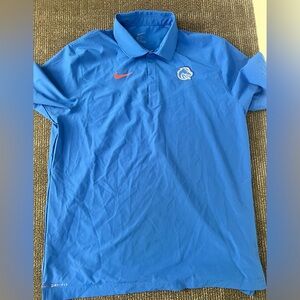 Medium Boise state collar t shirt